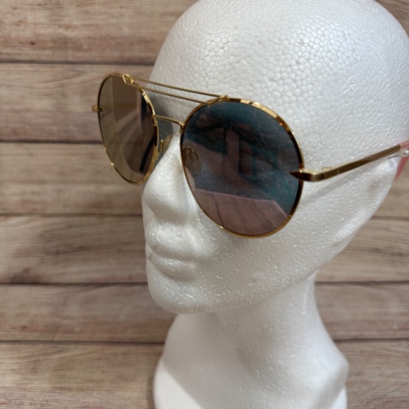 Chloe Pink Mirrored Sunglasses - Picture 2 of 3